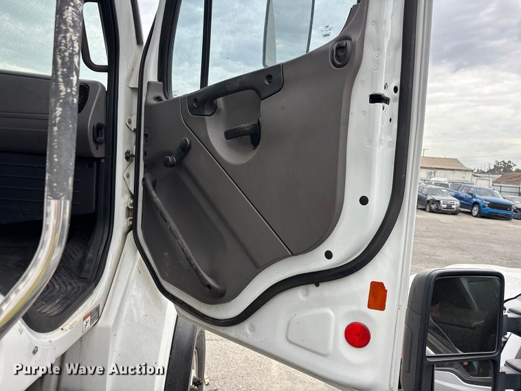 image for item YA3798 2012 Freightliner Business Class M2 dump truck