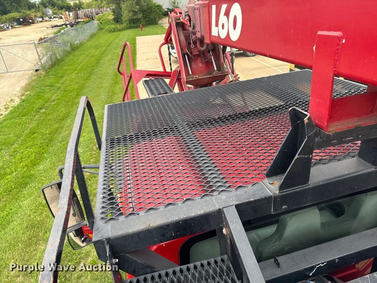 image for item YA4010 2007 International 4300 bucket truck