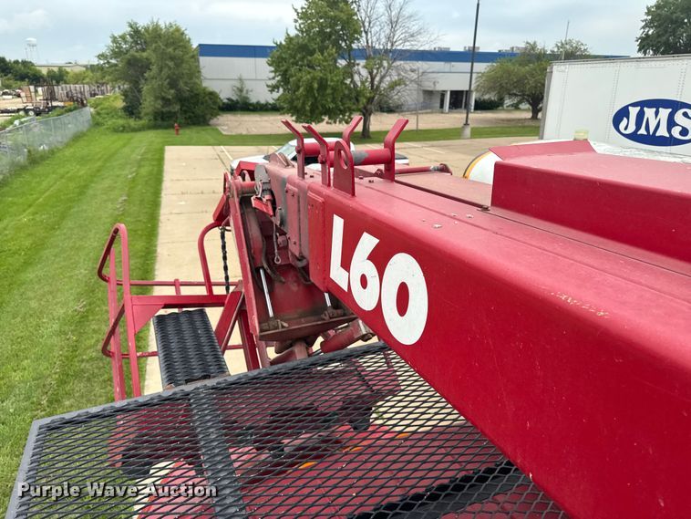 image for item YA4010 2007 International 4300 bucket truck