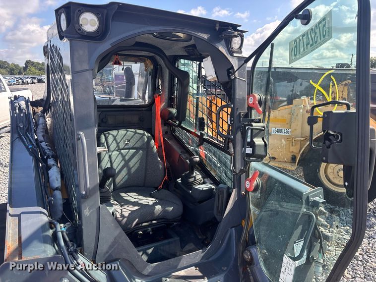 image for item YA4188 2022 John Deere 325G tracked skid steer loader