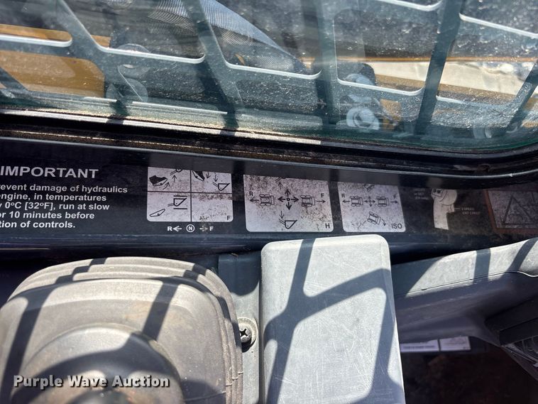 image for item YA4188 2022 John Deere 325G tracked skid steer loader