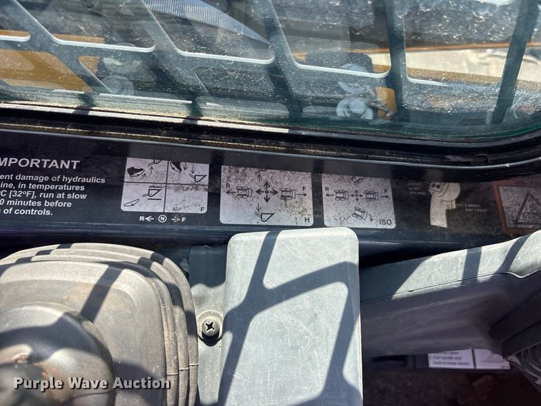 image for item YA4188 2022 John Deere 325G tracked skid steer loader