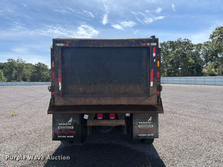 image for item YA4302 2017 Volvo D13 dump truck