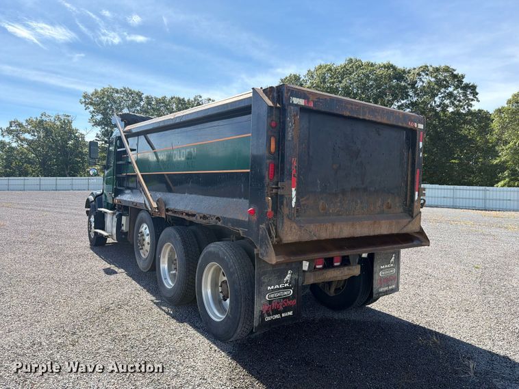 image for item YA4302 2017 Volvo D13 dump truck