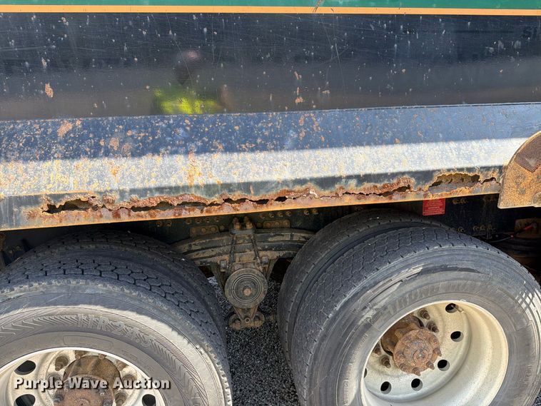 image for item YA4302 2017 Volvo D13 dump truck
