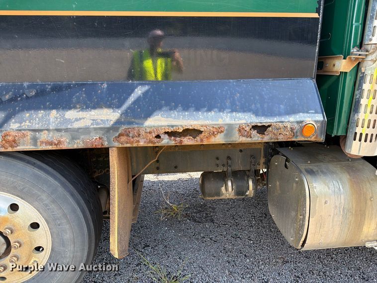 image for item YA4302 2017 Volvo D13 dump truck
