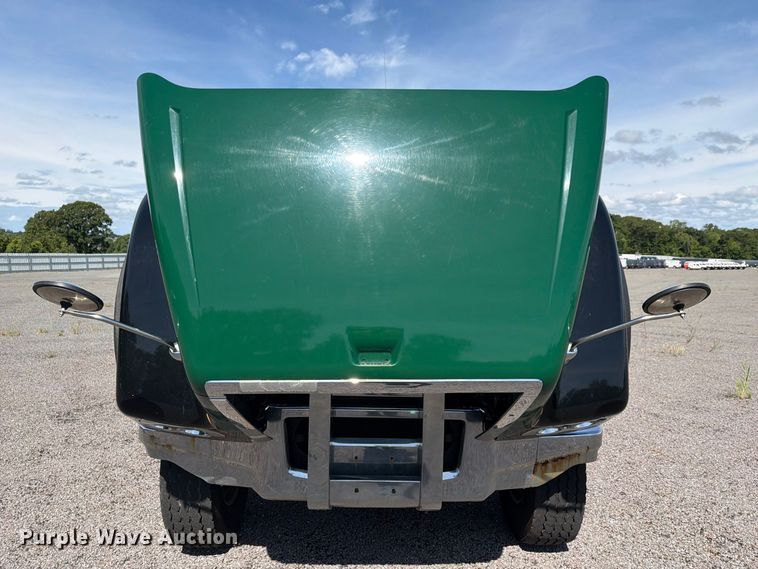 image for item YA4302 2017 Volvo D13 dump truck