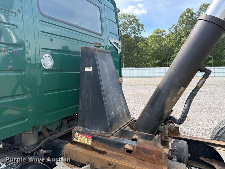 image for item YA4302 2017 Volvo D13 dump truck