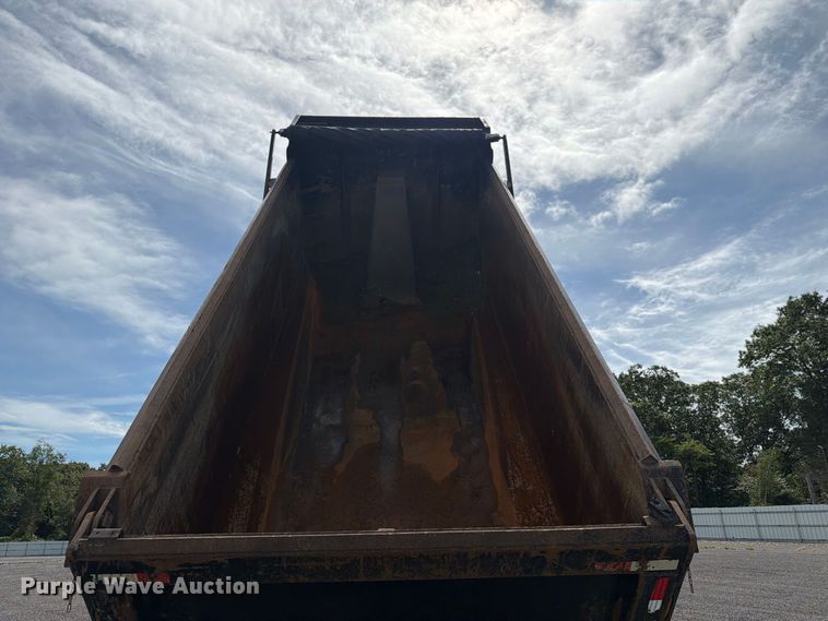 image for item YA4302 2017 Volvo D13 dump truck