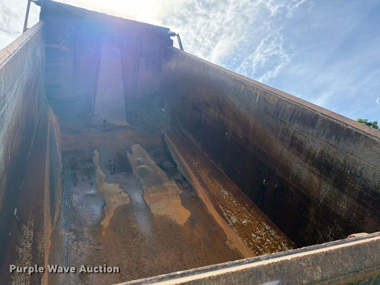 image for item YA4302 2017 Volvo D13 dump truck
