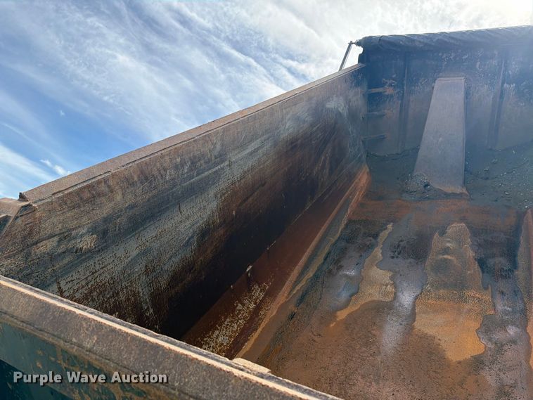 image for item YA4302 2017 Volvo D13 dump truck