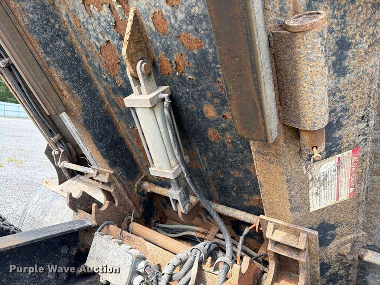 image for item YA4302 2017 Volvo D13 dump truck
