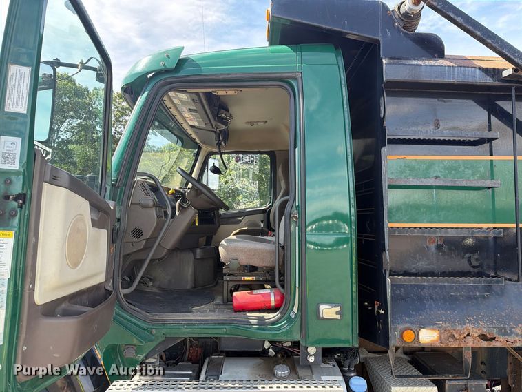 image for item YA4302 2017 Volvo D13 dump truck