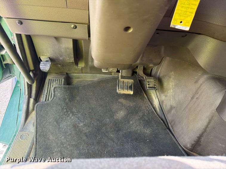 image for item YA4302 2017 Volvo D13 dump truck
