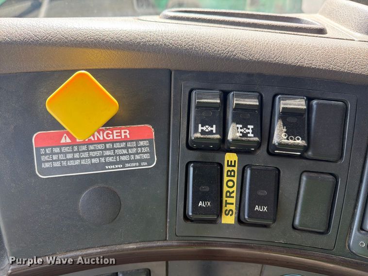 image for item YA4302 2017 Volvo D13 dump truck