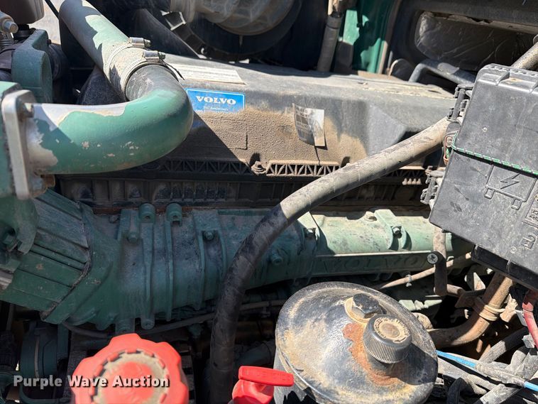 image for item YA4302 2017 Volvo D13 dump truck