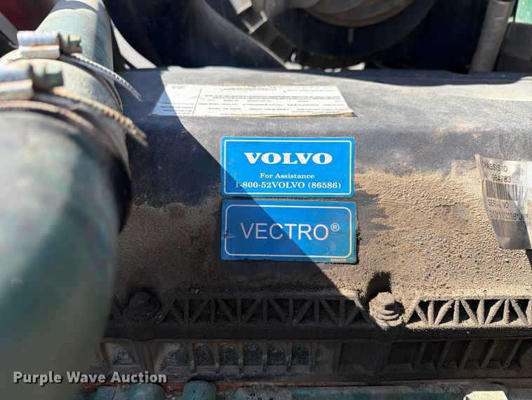 image for item YA4302 2017 Volvo D13 dump truck
