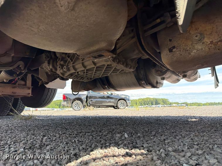 image for item YA4302 2017 Volvo D13 dump truck