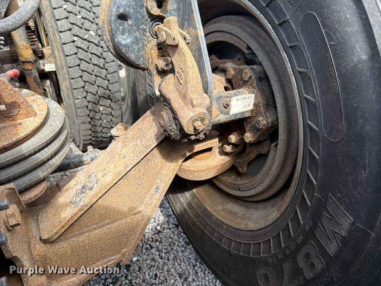 image for item YA4302 2017 Volvo D13 dump truck