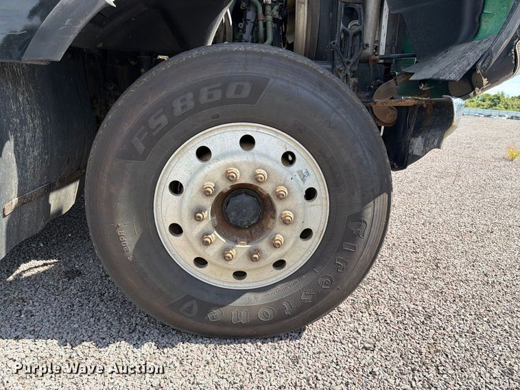 image for item YA4302 2017 Volvo D13 dump truck