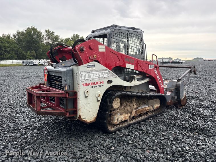 image for item YA4392 2016 Takeuchi TL12V-2 tracked skid steer loader