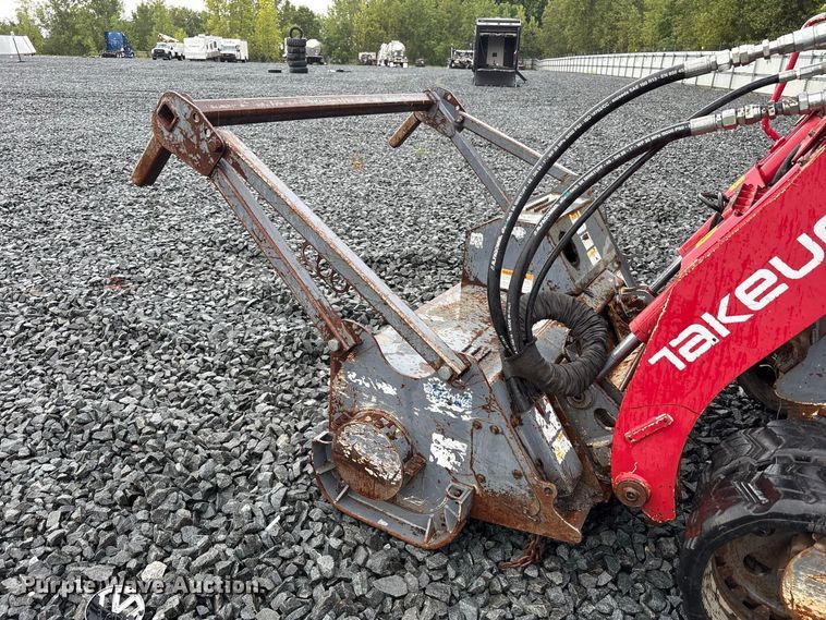 image for item YA4392 2016 Takeuchi TL12V-2 tracked skid steer loader