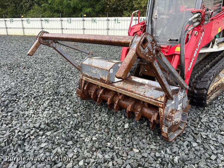 image for item YA4392 2016 Takeuchi TL12V-2 tracked skid steer loader