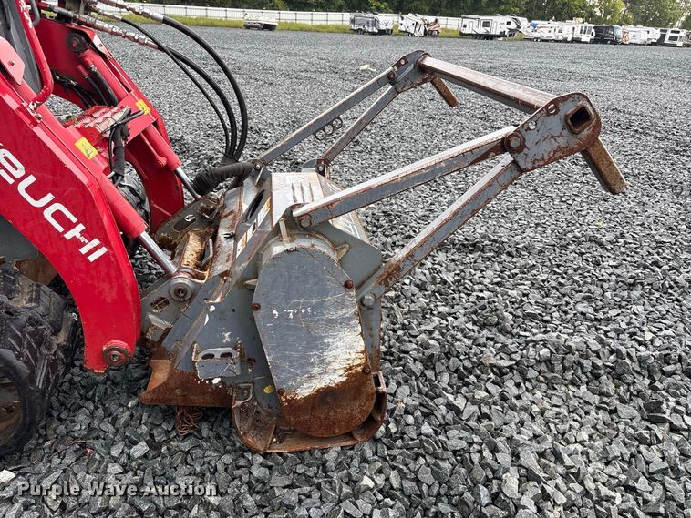 image for item YA4392 2016 Takeuchi TL12V-2 tracked skid steer loader