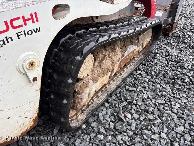 image for item YA4392 2016 Takeuchi TL12V-2 tracked skid steer loader