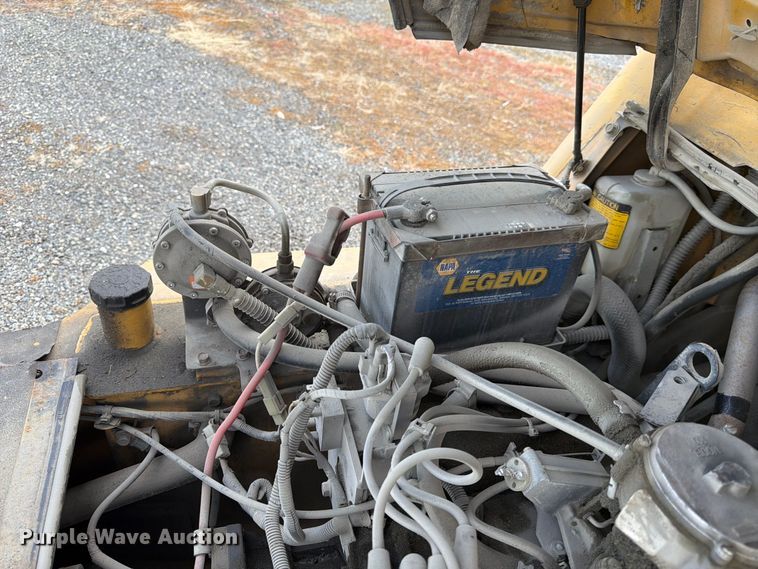 image for item YA4561 2002 Caterpillar GP40K forklift