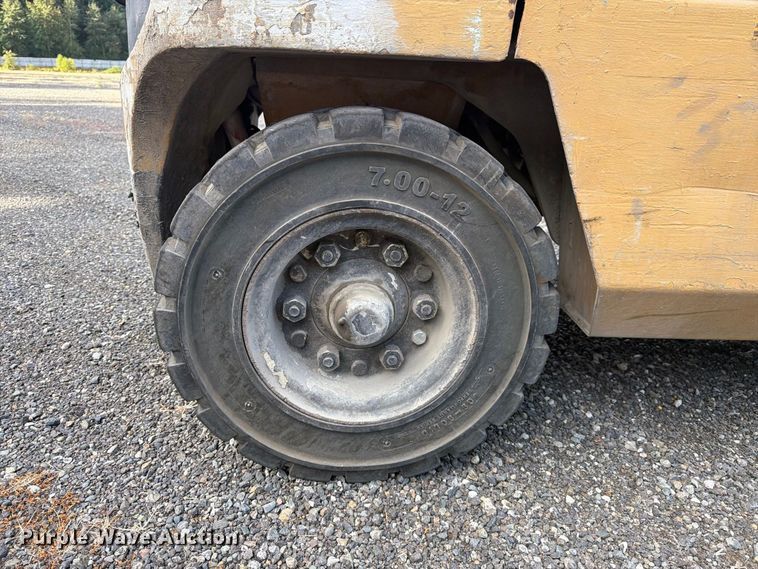 image for item YA4561 2002 Caterpillar GP40K forklift