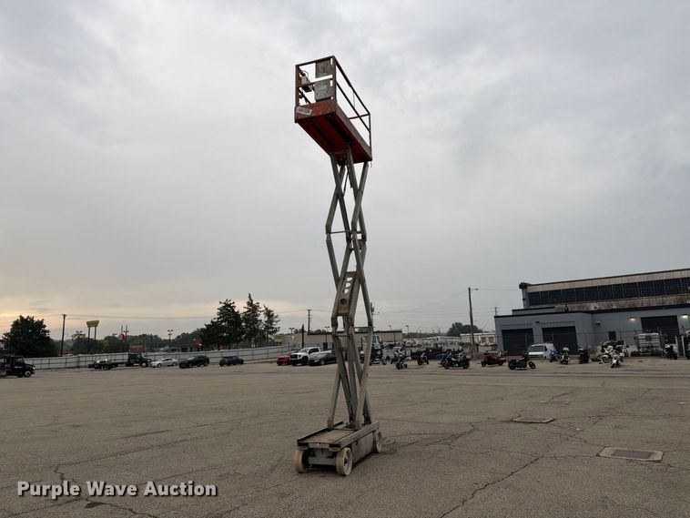 image for item YA4565 2005 SkyJack SJ3220 scissor lift