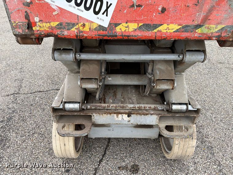 image for item YA4565 2005 SkyJack SJ3220 scissor lift