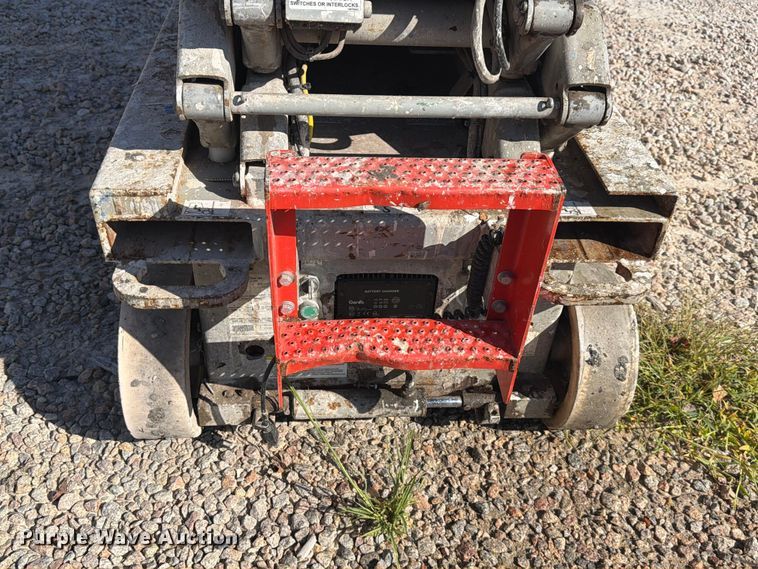 image for item YA4566 2007 Skyjack SJlll-3219 scissor lift
