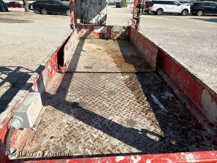 image for item YA4566 2007 Skyjack SJlll-3219 scissor lift