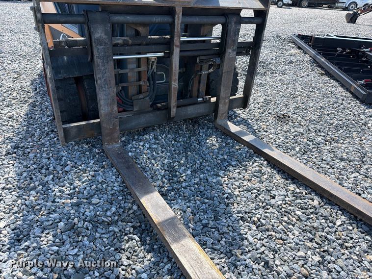 image for item YA4568 Linde H80D-396 forklift