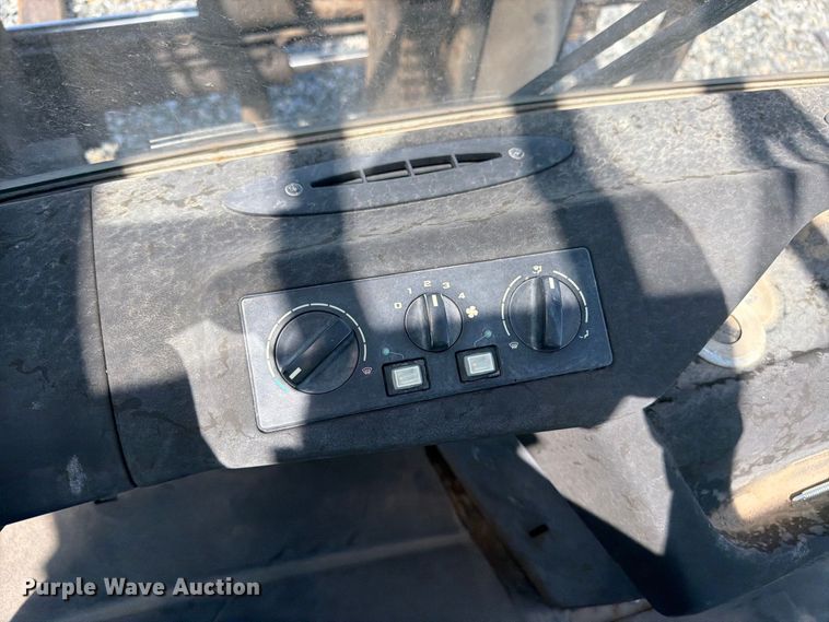 image for item YA4568 Linde H80D-396 forklift