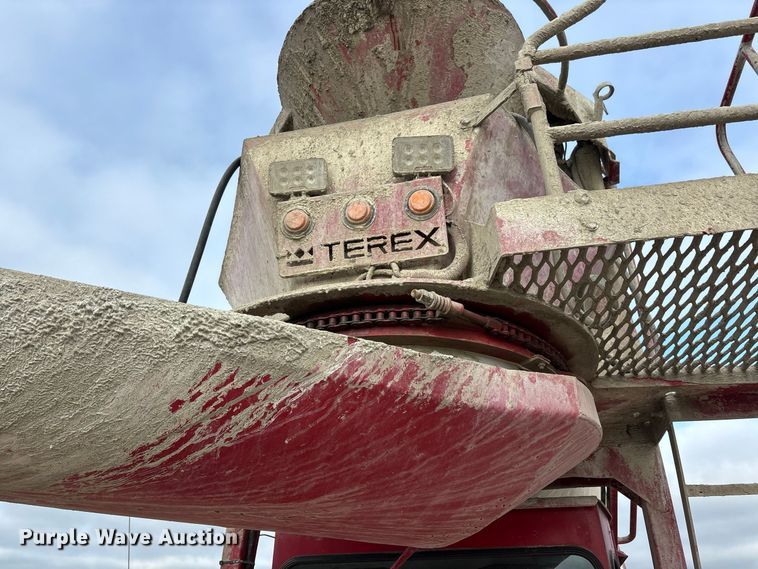 image for item YA4606 2017 Terex FDB6000 ready mix truck