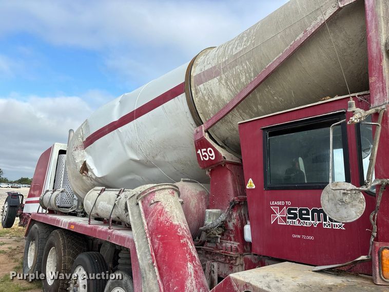 image for item YA4606 2017 Terex FDB6000 ready mix truck