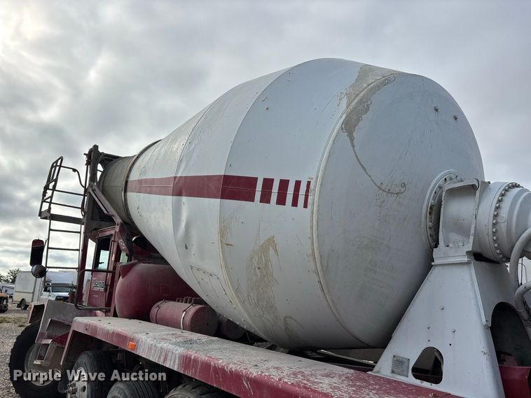 image for item YA4606 2017 Terex FDB6000 ready mix truck