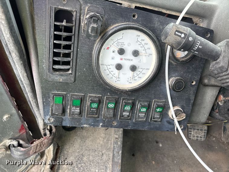 image for item YA4606 2017 Terex FDB6000 ready mix truck