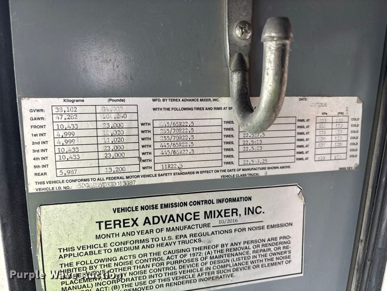 image for item YA4606 2017 Terex FDB6000 ready mix truck