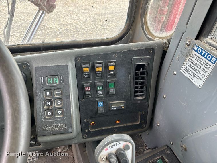 image for item YA4606 2017 Terex FDB6000 ready mix truck