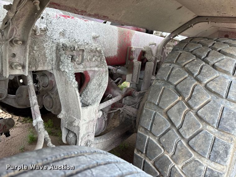 image for item YA4606 2017 Terex FDB6000 ready mix truck