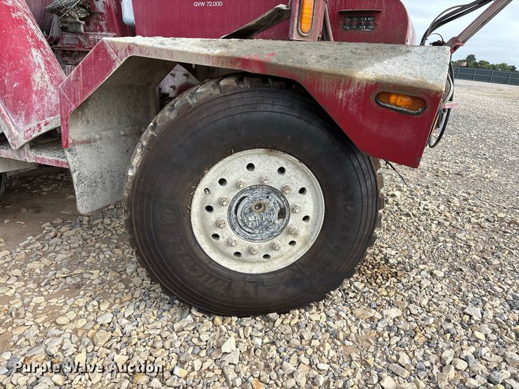 image for item YA4606 2017 Terex FDB6000 ready mix truck