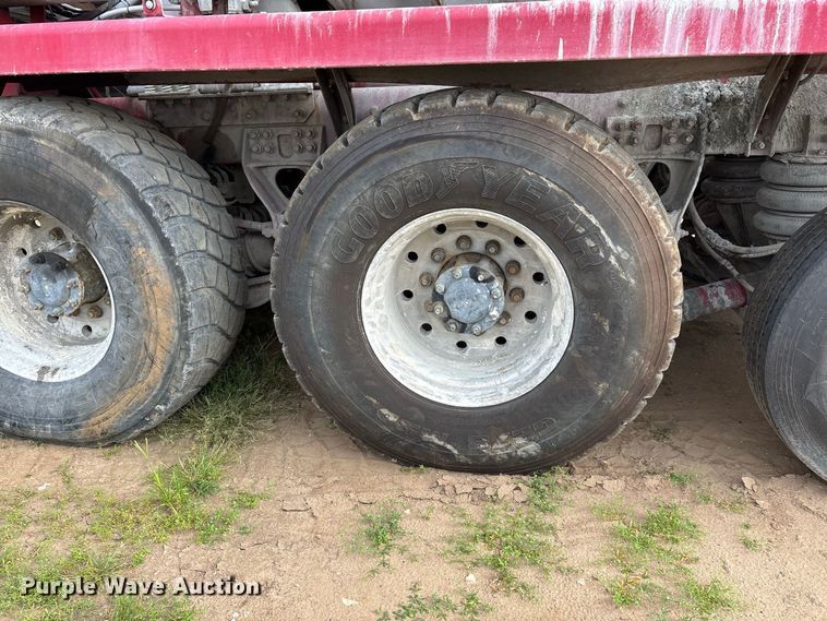 image for item YA4606 2017 Terex FDB6000 ready mix truck