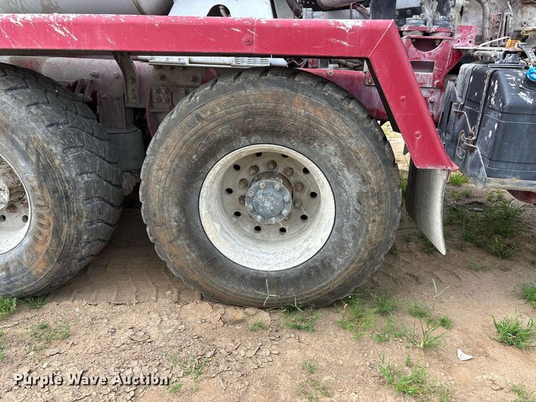 image for item YA4606 2017 Terex FDB6000 ready mix truck