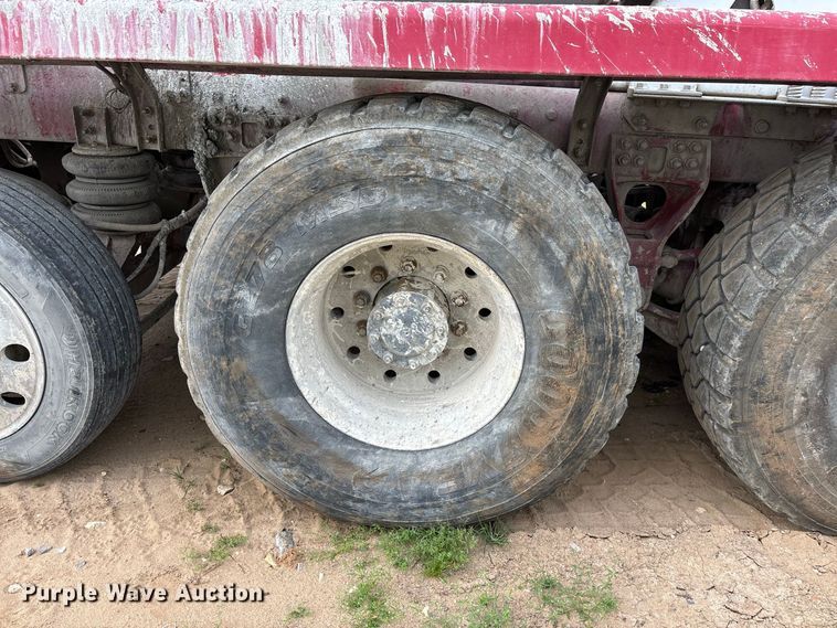 image for item YA4606 2017 Terex FDB6000 ready mix truck