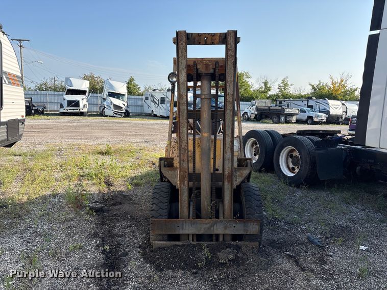 image for item YA4640 Clark C500-Y50 forklift