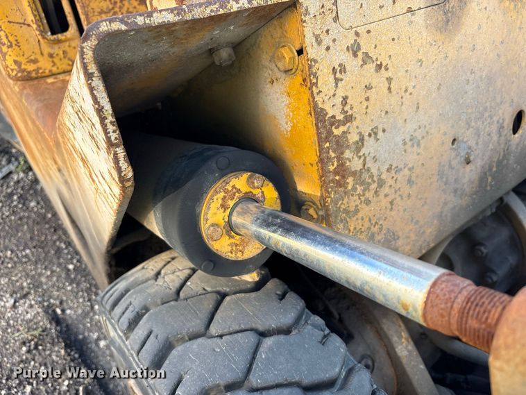 image for item YA4640 Clark C500-Y50 forklift